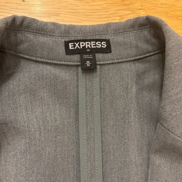 Express Blazer - Picture 2 of 3